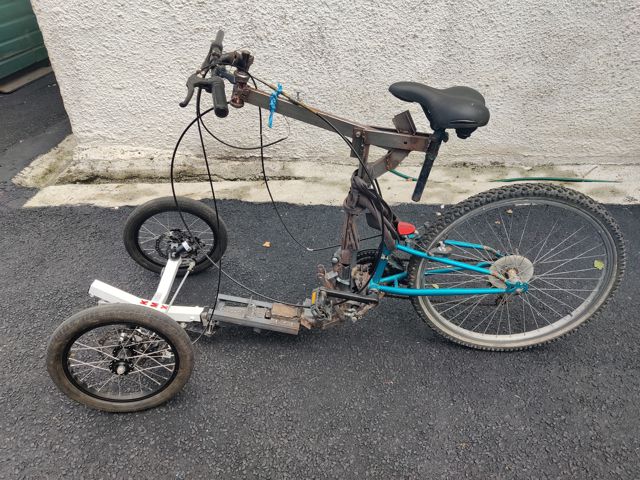 folding cargo bike